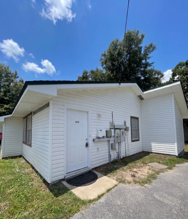 Photo - 547 S 61st Ave