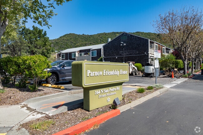 Monument Sign - Parnow Friendship House