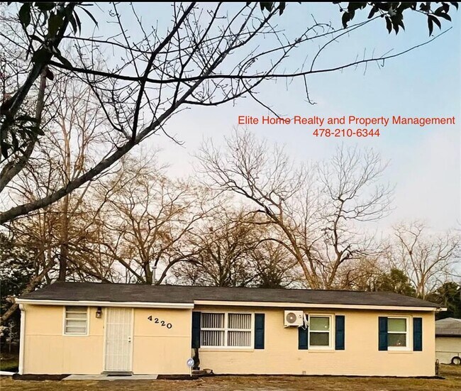 Photo - 4220 Elkan Ave