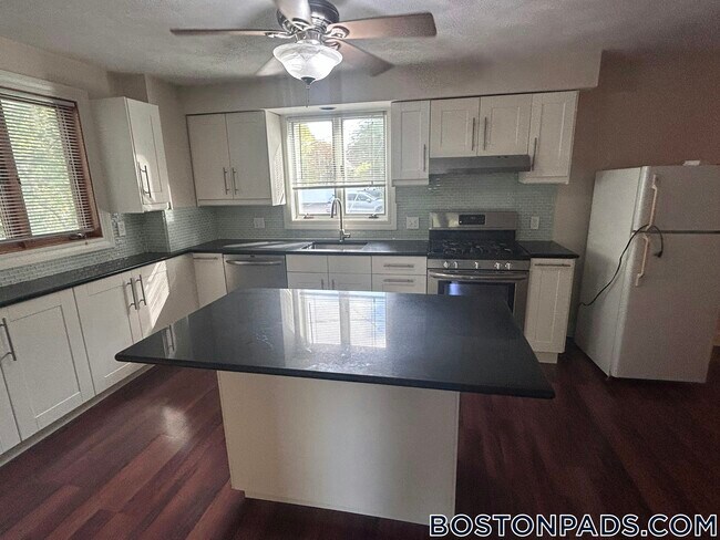 Photo - 60 Homer Ave Unidad 1