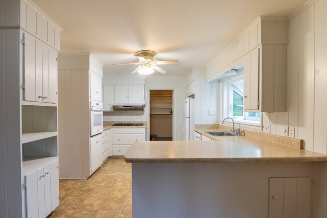 Photo - 3003 Stratford Dr