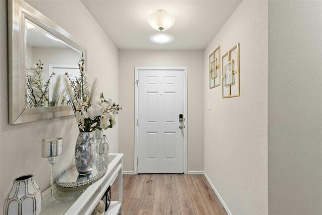 Photo - 113 Reagor Dr