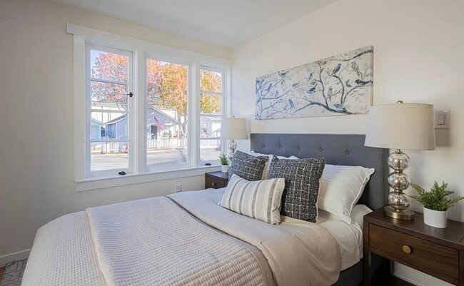 Photo - 518 Cortes St