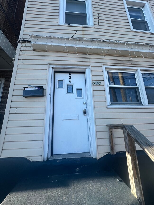 Photo - 636 Ridge Ave