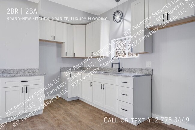 Building Photo - 705 Burbridge St