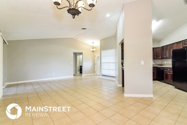 Photo - 1805 Lk Crst Ave