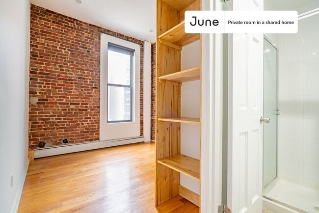 Photo - Room in Shared 4 bed/4 bath home Unit D