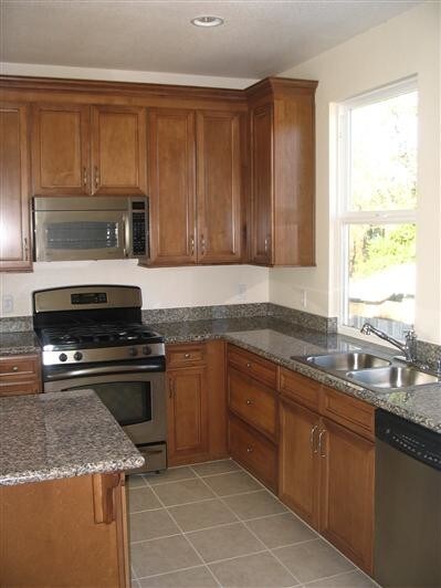 Photo - 2515a Garfield Ave