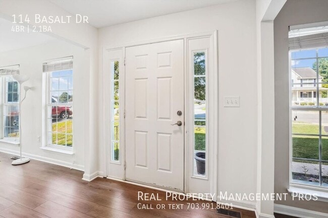 Photo - 114 Basalt Dr