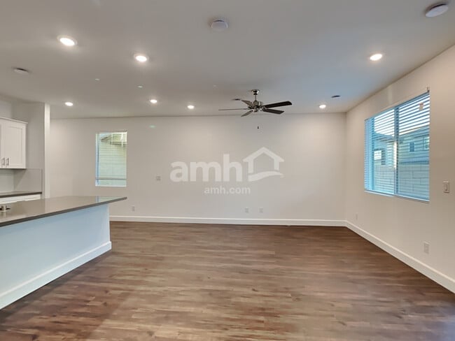 10430 Bee Balm St