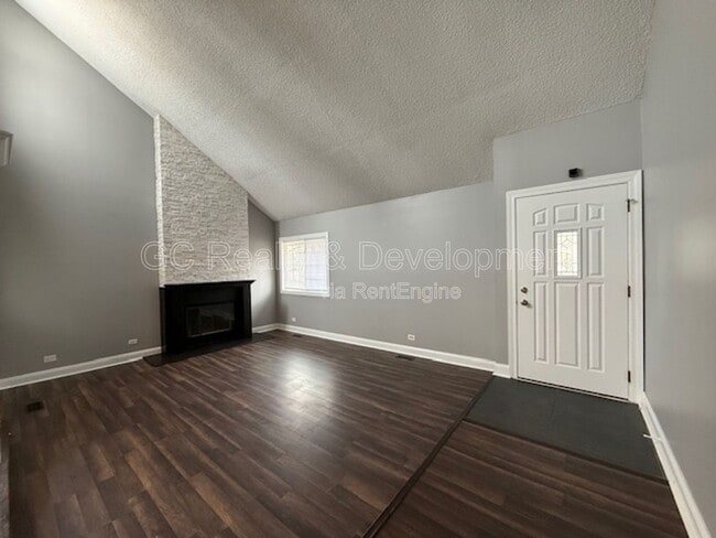 Photo - 1540 Beverly Cir W