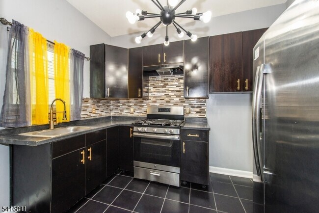 Photo - 59 Ellington St Unit 1