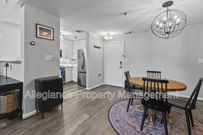 Photo - 171 Somervelle St