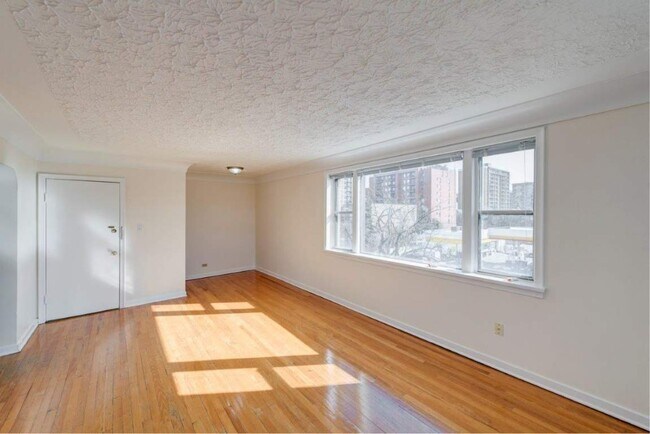 Photo - Beltline Apartments