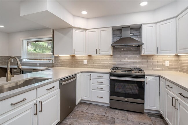 Photo - 1836 19th St