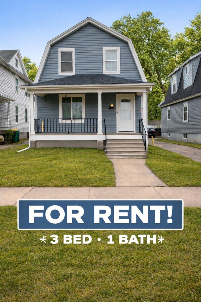 Building Photo - 305 S Van Buren St