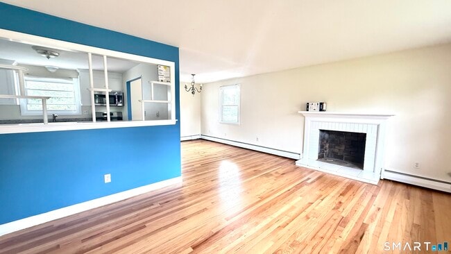 Photo - 1519 Sullivan Ave