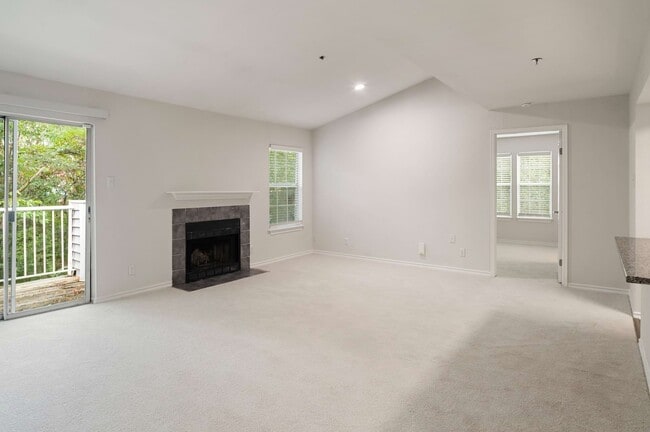 Photo - Cortland Van Dorn