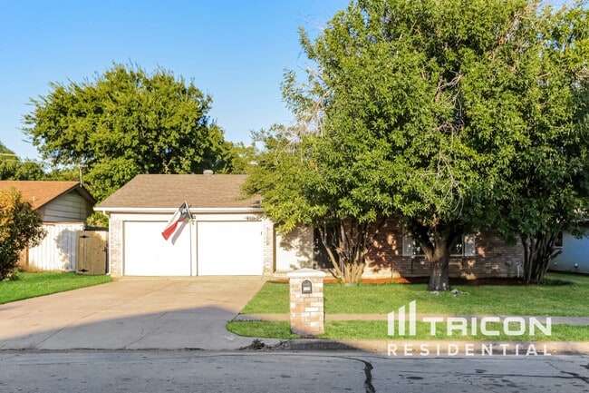 Building Photo - 7300 Echo Hill Dr Rental