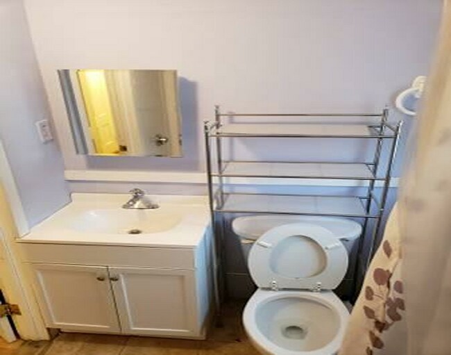 Photo - 24 Rockingham St Unidad Apt 2