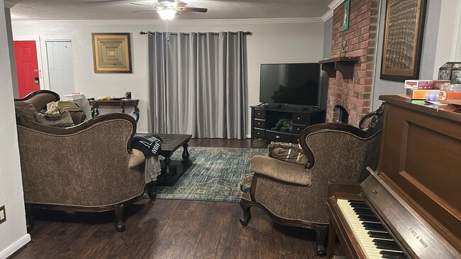 Photo - 5406 Fair Forest Dr Unidad #1