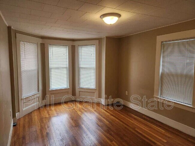 Photo - 61 Kinsley St Unit B