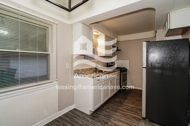 Photo - 14718 Reddington Ave