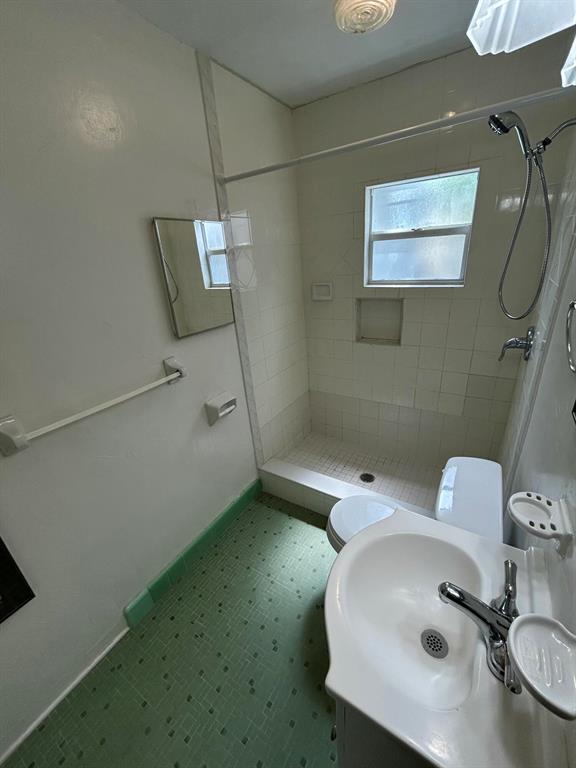 Photo - 710 NE 16th St Unidad A