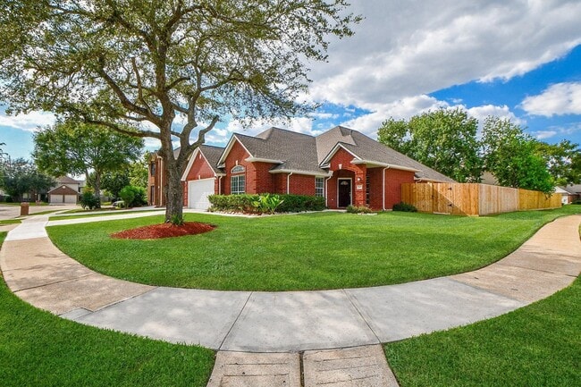 Photo - 802 Childers Ct