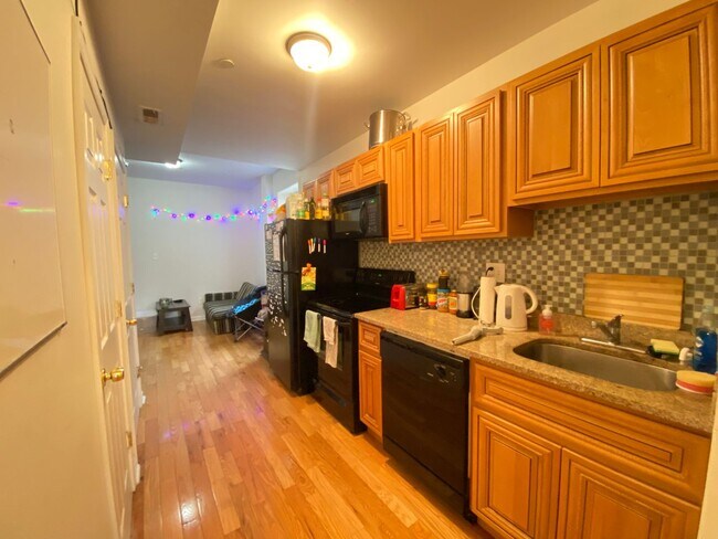 Photo - 1433 W Norris St, Philadelphia, PA 19121 Unit B