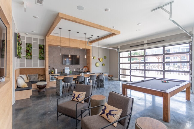 Game Room - The Columns on Main