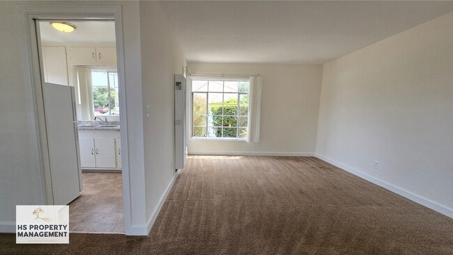 Photo - 303 Palm Ave