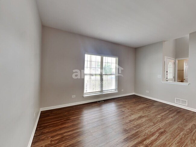 Photo - 214 Winding Trail