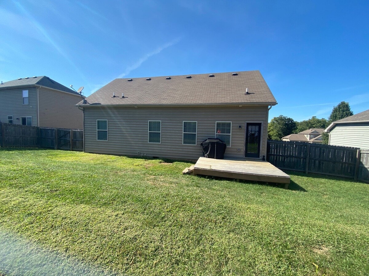 Photo - 420 Berger Farm Dr