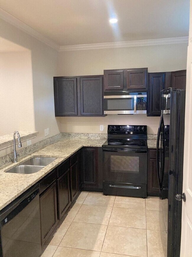 Photo - 7030 Lakeview Dr. Unit 7030 Lakeview #102