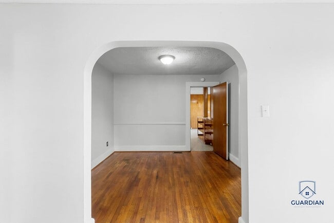 Photo - 1005 Hoke St