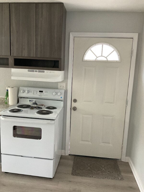 Photo - 13325 Elaine Rd