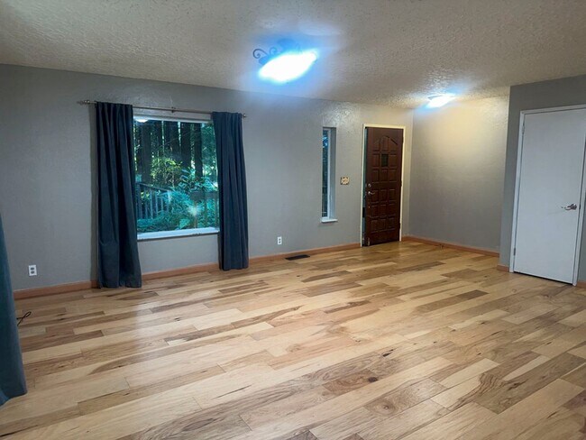 Photo - Pet-Friendly AMAZING Home Close To Town, Yet Private And Peaceful!