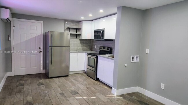 Photo - 2489 SW 11th St Unit 2