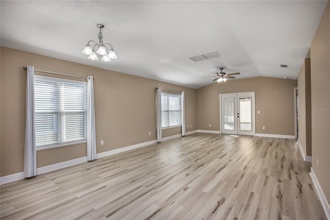 Photo - 470 SW 251st St