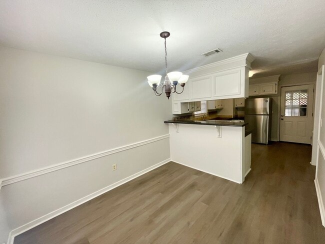 Photo - 176 Bellegrove Cir