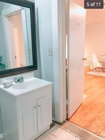 Photo - Louise Manor