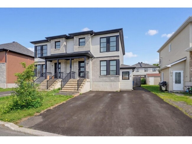 Photo - 315 Rue Sabourin