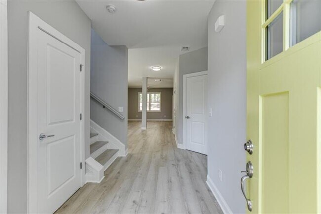 Photo - 1641 E Broad St