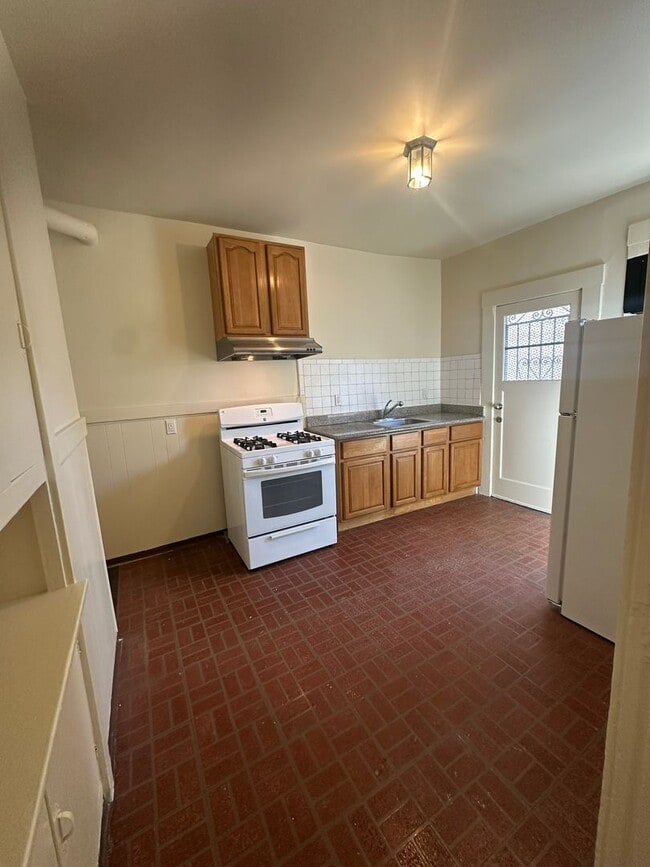 Photo - 647-649 10th Avenue Unit 649-10th Avenue
