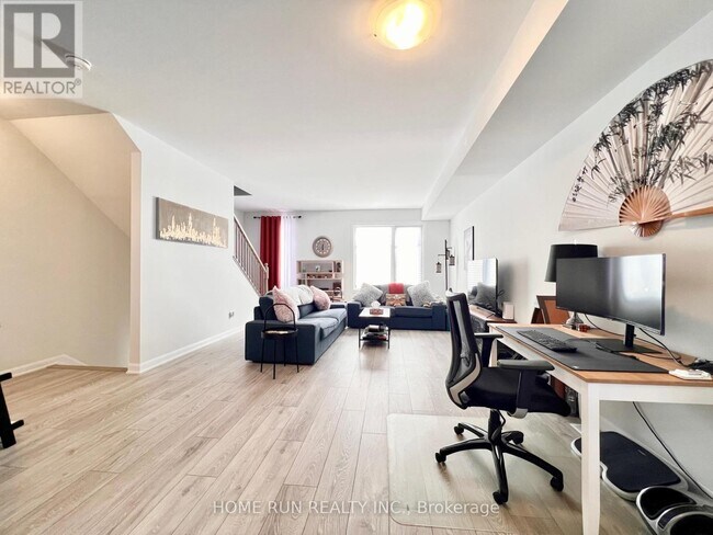 Photo - 1061 Speedvale Ct