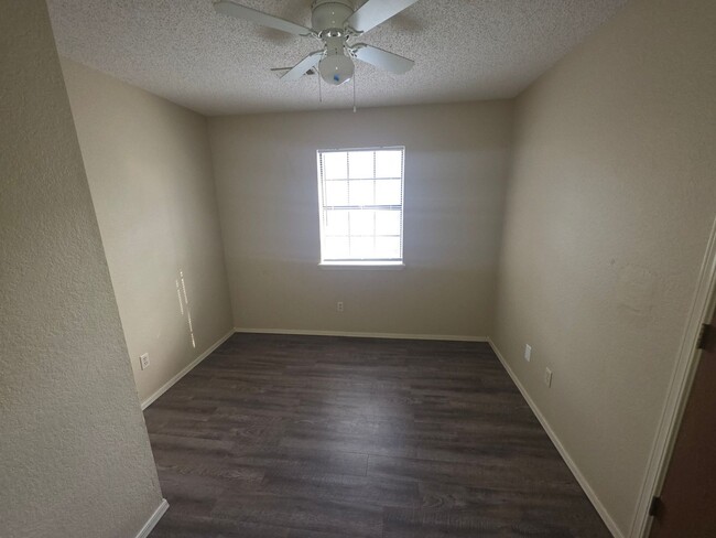 Photo - 1909 Cypress Pl Unidad A