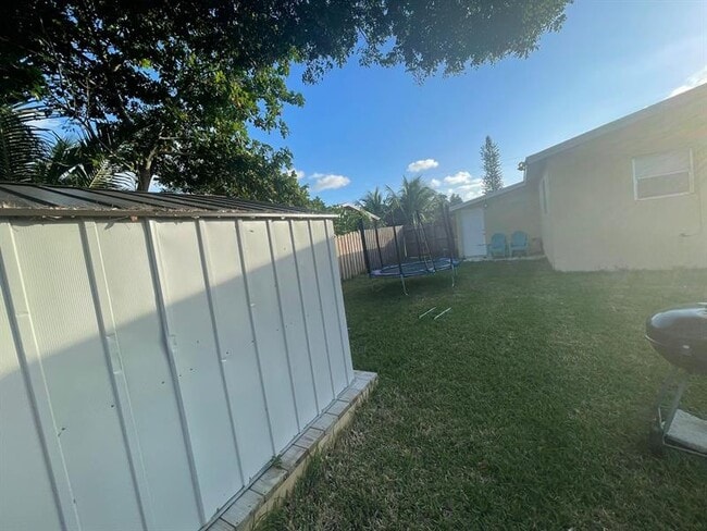 Photo - 1481 NW 2nd St