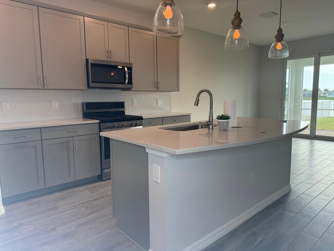 Photo - 10376 SW Captiva Dr