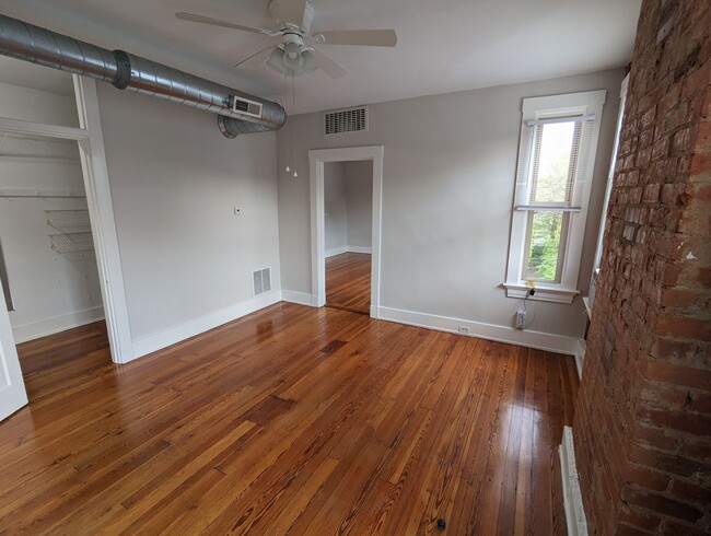 Photo - 225 Fosdick St Unit 4